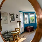 Avec Vue Panoramique En Centre-ville * Hyères