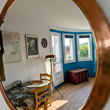 Avec Vue Panoramique En Centre-ville * 耶尔